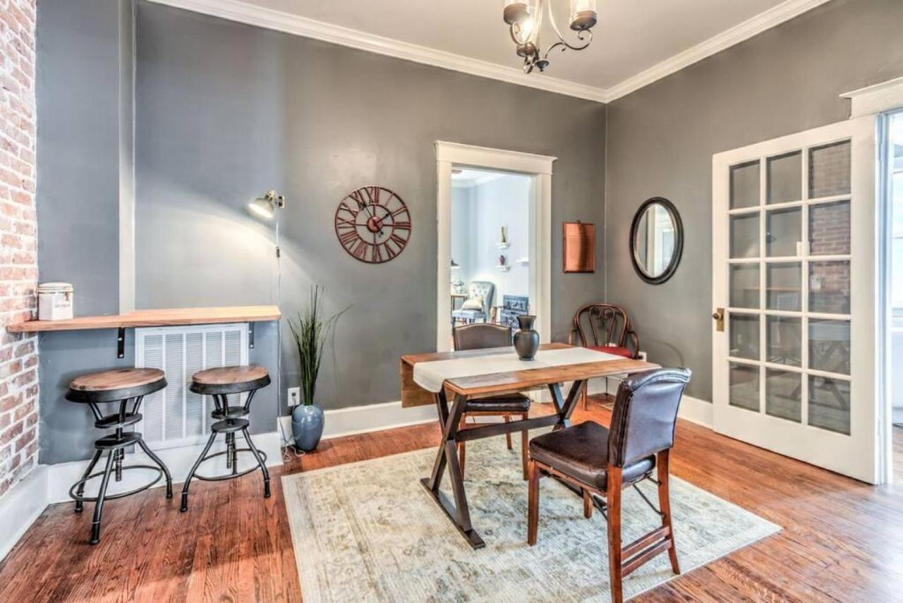 Elegant Colonial With Lovely Details And Character 孟菲斯 外观 照片